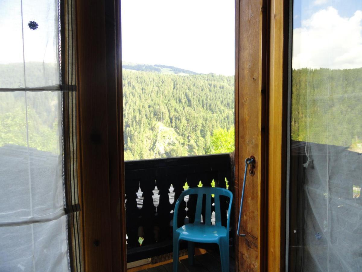 Chalet La Source Guest house 3*